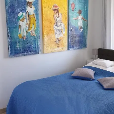 Impresja 42 Z Garazem Apartamento