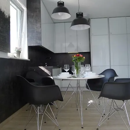 Lägenhet Impresja 42 Z Garazem