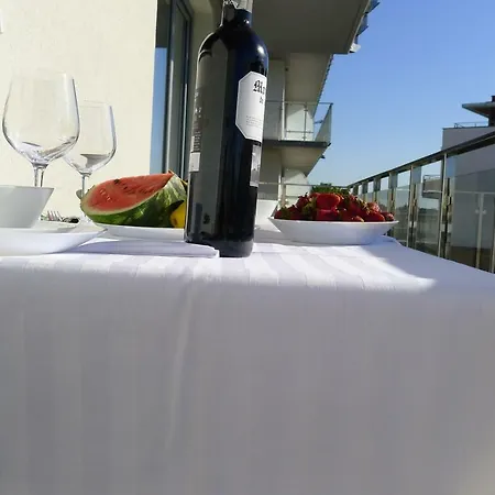 Impresja 42 Z Garazem Apartamento Kołobrzeg