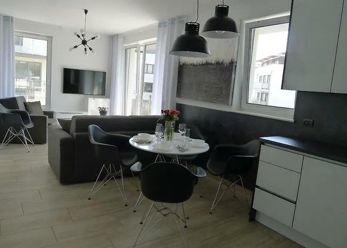 Impresja 42 Z Garazem Apartment Kolobrzeg